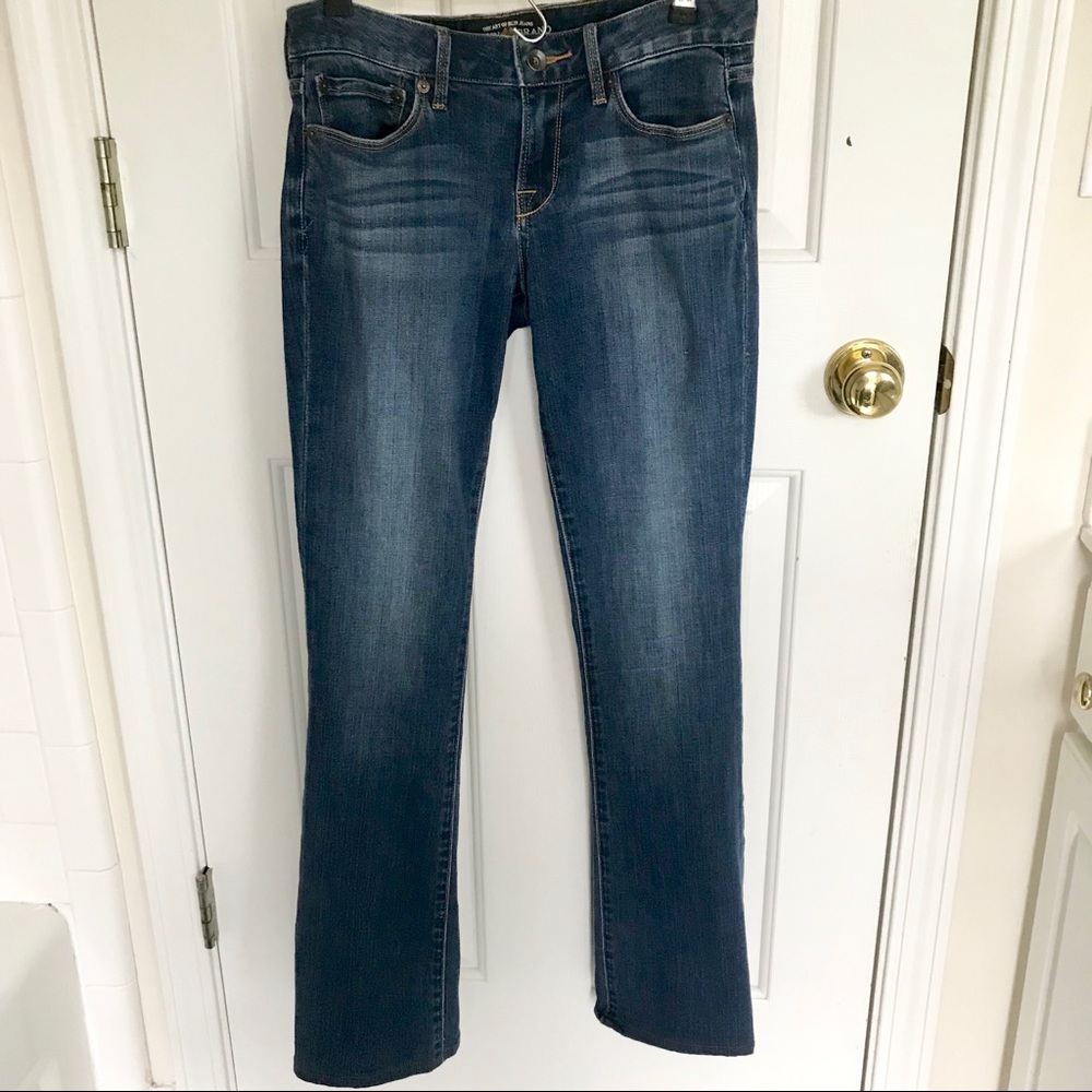 LIKE NEW Lucky Brand Jeans Lolita Boot Medium Wash